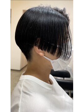 ヒルズ(BiBi hills) 高知 南国市 20代30代40代 前下がりショート 前下がりボブ