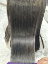 エスカーラ 表参道(THE ESCALA)&nbsp;＠shino_ne197/オリーブグレージュ/ダークカラー/赤味消し