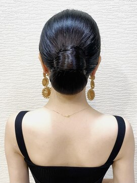 ヘアセット&メイク専門店 カスミ(Kasumi) タイトシニヨン