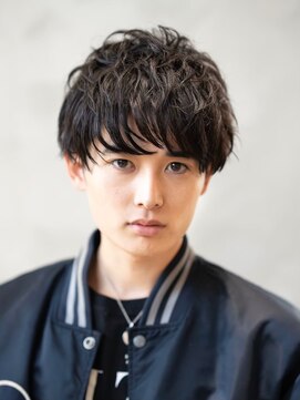 ユウ 渋谷(U) アッシュブラック/束感マッシュパーマ/刈り上げ/ツーブロック