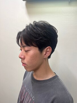 ディオ 町田店(DIO) 大人男子の毛流れニュアンスパーマ 韓国センターパート