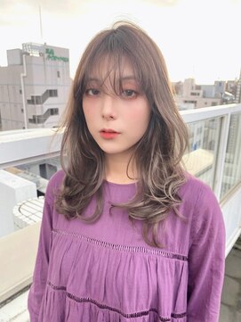 バイオレット 栄店(Violet) ミディアムヘアレイヤーシルキーベージュ