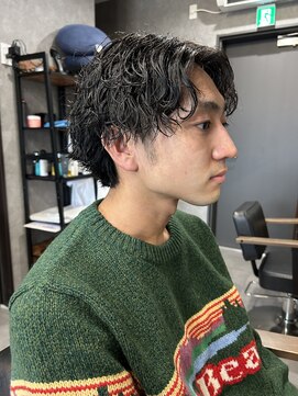 ラヴィラ(la villa) 波巻きスパイラルパーマ