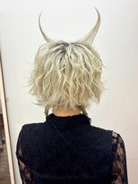 ヘアセットアップス(UP's) ショートゆる巻き『ツノ』アレンジ(*^-^*)