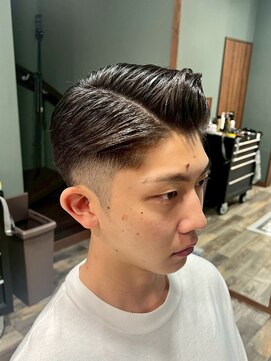 スタンドバーバー 柏(STAND BARBER) スペインカール/スパイキーショート/ブルーブラック/柏