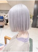 切りっぱなしボブ/ホワイトシルバー
