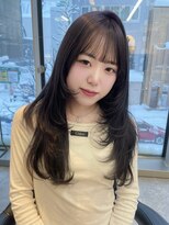 スティル カラン(STILL calin)&nbsp;韓国ヘアロングレイヤーカットミルクティーベージュ前髪カット