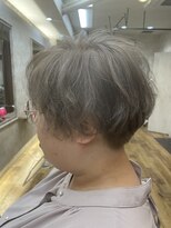 ヘアアンドメイク アリス(hair&make ALICE produce by COLT) ダブルカラー ショート ミルクティーベージュ