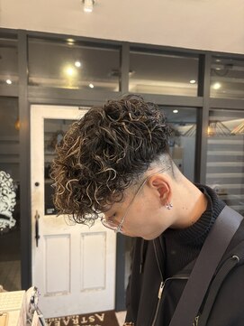 ヘアーガーデン アストレア(HAIR GARDEN ASTRAEA) メッシュパーマ