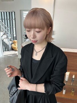 ペレ 梅田(PELE) イメチェン/ピンクベージュ/アンブレラカラー/前髪/梅田