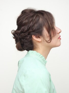 ラフ(raugh) 編みこみくるりんぱ