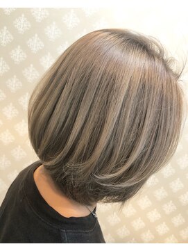 ファインズヘアー ボウ(Fine's Hair BOW) ハイトーンショート