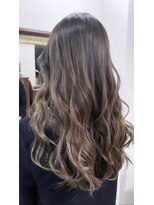 ナイン 麻布十番(NINE)&nbsp;☆グレージュグラデハイライト☆