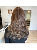 ハイライト×ベージュ×グラデーションベージュ