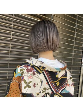 スリーエヌ(NNN) ボブバレイヤージュ