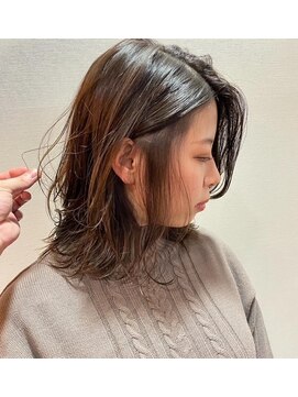 エントランスデパーチャー(ENTRANCE DEPARTURE) 【YuKuRu HAIR FACTORY 】ふんわり透け感ミディー
