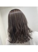 アッシュグレージュ