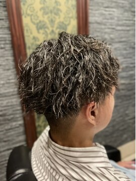 プレミアムバーバー 赤坂店(PREMIUM BARBER produce by HIRO GINZA) ピンツイストパーマ【ヒロ銀座】赤坂/バーバー/パーマ