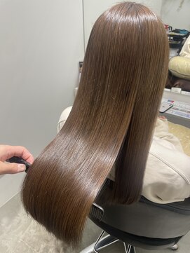 イレス 新札幌店(IRESU) ドレスヘア/ショコラアッシュ/弱酸性縮毛矯正 札幌市 / 新札幌 /