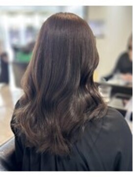 ラブクロムトーキョー オモテサンドウ(LOVECHROME OMOTESANDO) 大人かわいいシルキーベージュグレージュカラーデザインカラー