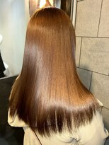 ソラーナ(SOLANA) ブリーチ履歴の髪にステラトリートメント