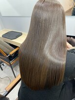 アトレ(attrait)&nbsp;◎髪質改善カラーで作るミルクティーベージュ　天王寺