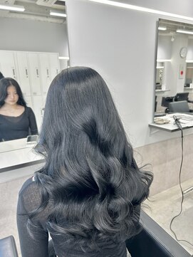 ラフィット 香椎(lafit) 韓国風ダークグレーオリーブグレー艶髪艶カラー髪質改善