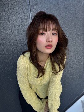 アンダーバーホワイト 天神店(_WHITE) レイヤーカット/艶装/髪質改善/韓国風レイヤー