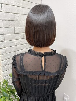 メモリーズ 銀座(Memories)の写真/【似合わせカット+髪に優しい縮毛矯正¥21,150】髪質に合わせて薬剤設定。髪に優しく綺麗に癖が伸ばせます◎