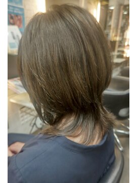 ヘアメイク ウエニ 上本町(HAIR MAKE UE2) レイヤーカットで個性を出すスタイルに♪