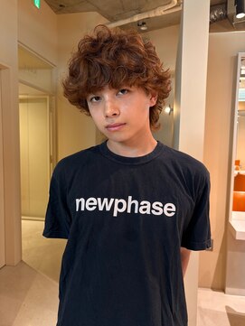 ネロ ヘアサロン ネイビー 渋谷(NERO HAIRSALON NAVY) 【笠井至音】スパイラルパーマ　ブラウンカラー