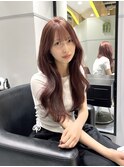 ピンクベージュ