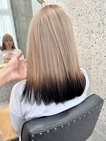ラニヘアサロン(lani hair salon)&nbsp;ミルクティー×グラデーションブラック/デザインカラー/裾カラー