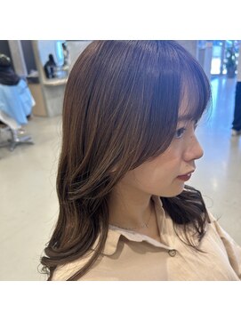 フレームプラス(FRAME plus) 流れやすい!顔周りカット