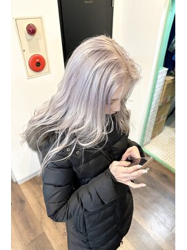 パレット 難波(Palette) ホワイトカラー/ケアブリーチ/ハイトーン/ハイトーンカラー/ボブ