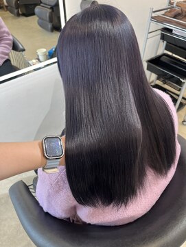 クオン 伊勢崎(QUON.) 暗めラベンダーカラー