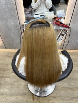 ロンドシエル 横浜(Lond ciel) オリーブグレー/韓国風巻き/レイヤーカット/髪質改善/縮毛矯正