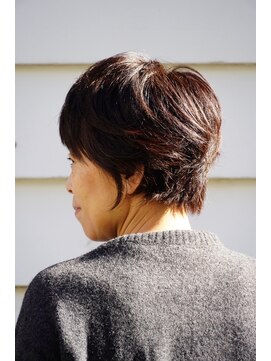 DAMANI 表参道 髪質改善/ヘッドスパ/ハイライト/白髪染め/白髪ぼかし/縮毛矯正 似合わせカット/ミディアムレイヤーカット[表参道駅]