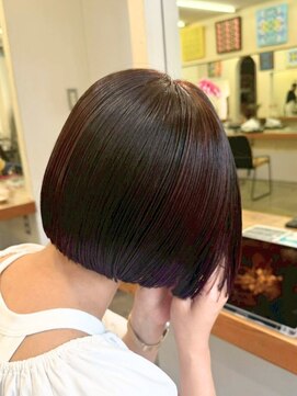 キサイ バズ(kisai BUZZ) 切りっぱなしボブ/カカオブラウン/艶髪