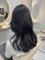 シダ(sida SAIIN)&nbsp;20代30代ダークカラー