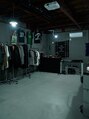 ヨルプラスディ(yoru+D)&nbsp;隠し扉の先は秘密の古着屋。自分だけの一着を探しにきませんか！