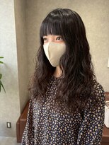 ロアーヘアーリム(RAWR hair RIM)&nbsp;【RAWR】黒髪ウェーブ。ぱっつん前髪が可愛いレトロロング