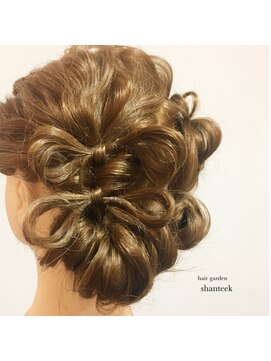 シャンティーク(shanteek) 【平垣内】リボンがかわいいアレンジ