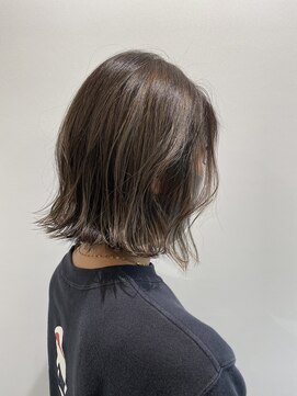 ロンドフルール 大宮東口(Lond fleur) 【Lond fleur 石畑結華】切りっぱなしハイライトボブ