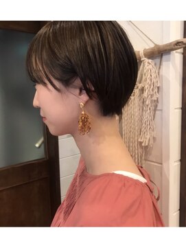 ラレイ(Lalei) ＊マッシュショート シンプルショート 辻幸奈