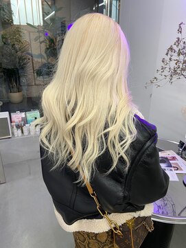 ネンドヘアー(nendo_hair) ブロンド／抜きっぱなしカラー