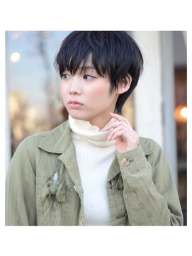 リリー(Rilie) 手ぐしでまとまるショートマッシュ