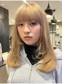 ブロンドベージュ
