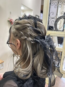 ヘアーアンドカラー プラーチェ(hair&color Plaatje) 結婚式お呼ばれヘア ハーフアップ