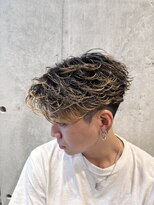 リベルテ グリット(Liberte Grit)&nbsp;欧風メンズバレイヤージュ×フェザーパーマ毛流れメッシュパーマ